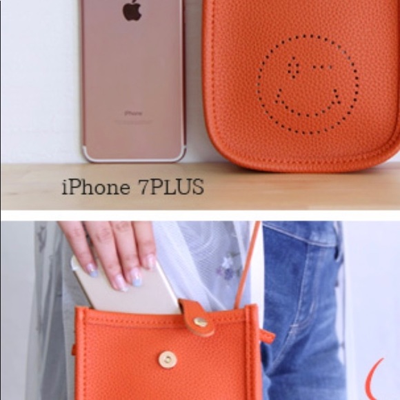 Cute bodybag.Choose color what your outfit match! - Picture 4 of 5